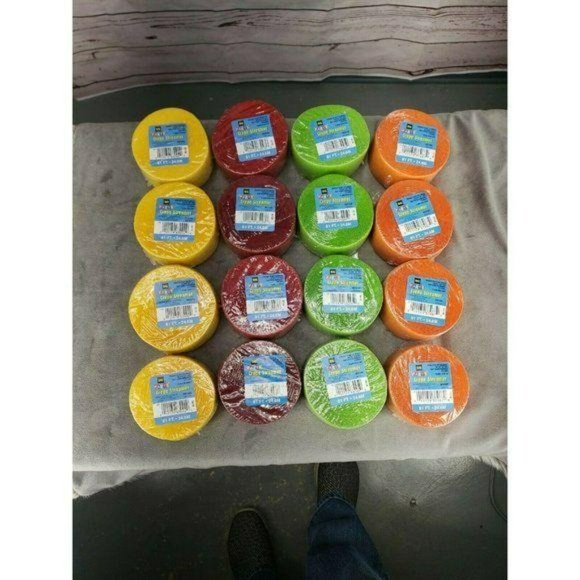 Coceca 16 Rolls Crepe Paper Streamers in 4 Colors - Picture 6 of 9